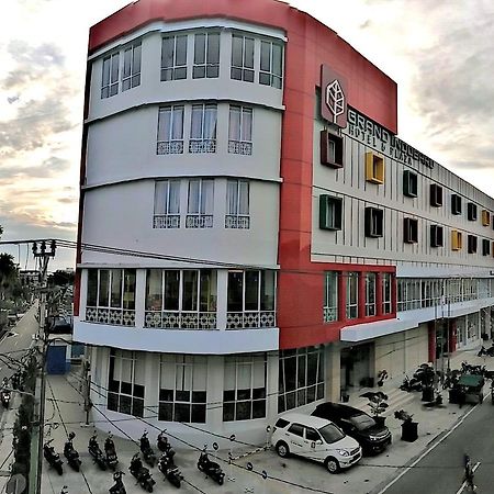 Grand Indobaru Hotel Selatpanjang Zewnętrze zdjęcie