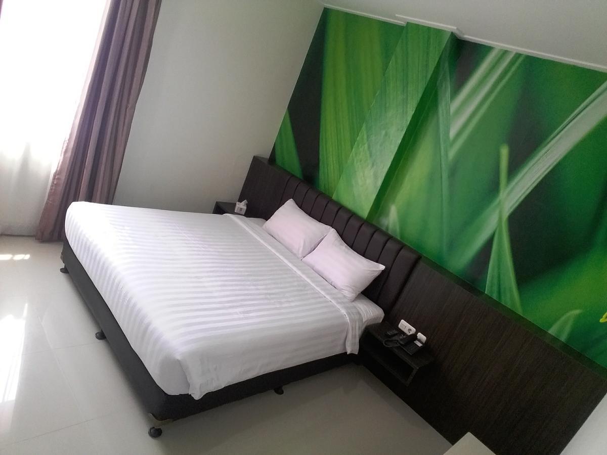 Grand Indobaru Hotel Selatpanjang Zewnętrze zdjęcie