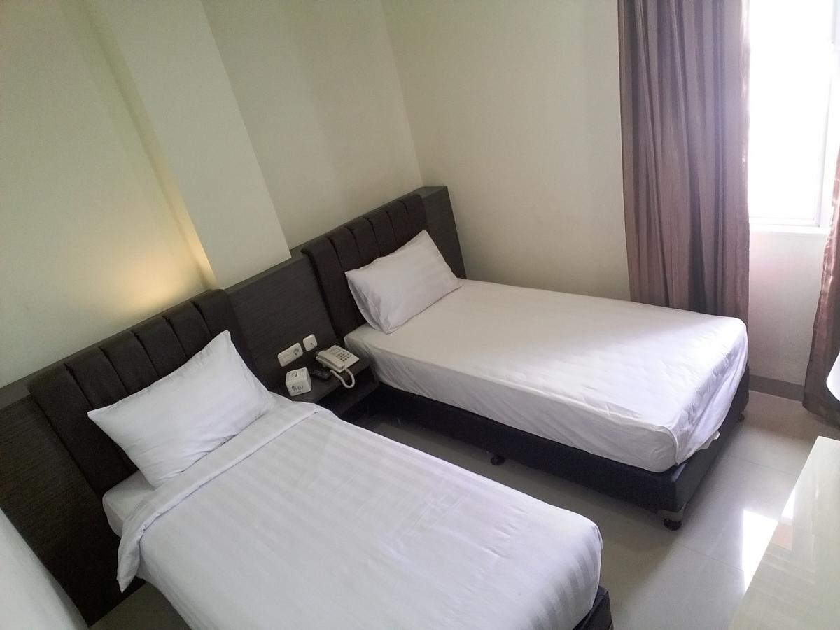 Grand Indobaru Hotel Selatpanjang Zewnętrze zdjęcie