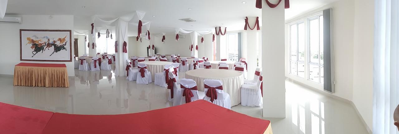 Grand Indobaru Hotel Selatpanjang Zewnętrze zdjęcie